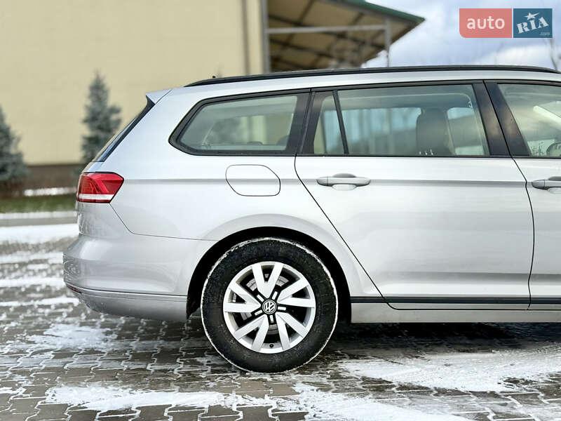 Универсал Volkswagen Passat 2016 в Луцке