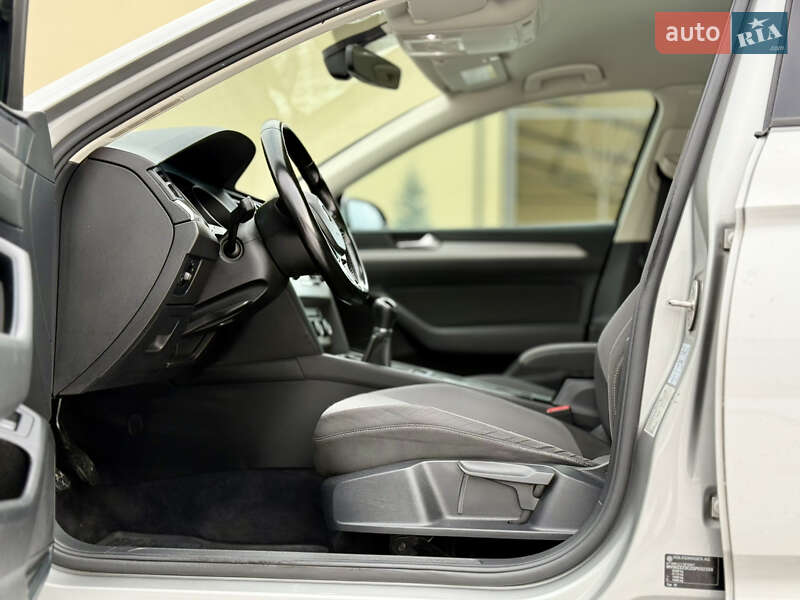 Универсал Volkswagen Passat 2016 в Луцке