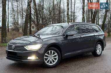 Универсал Volkswagen Passat 2015 в Ахтырке
