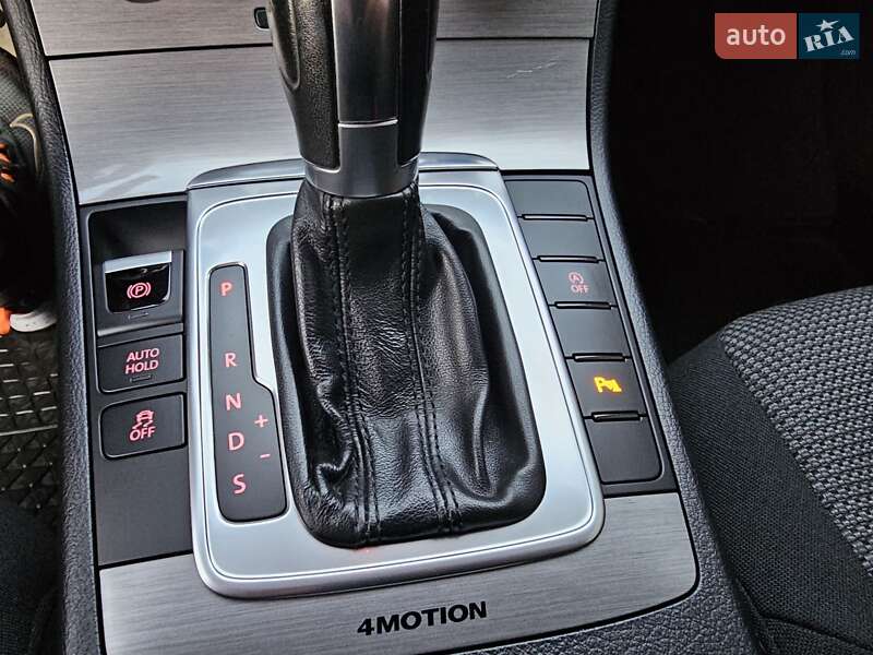 Универсал Volkswagen Passat 2012 в Стрые фото 110 Универсал Volkswagen Passat 2012 в Стрые