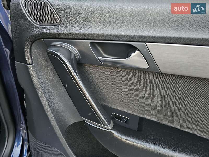 Универсал Volkswagen Passat 2012 в Стрые фото 128 Универсал Volkswagen Passat 2012 в Стрые