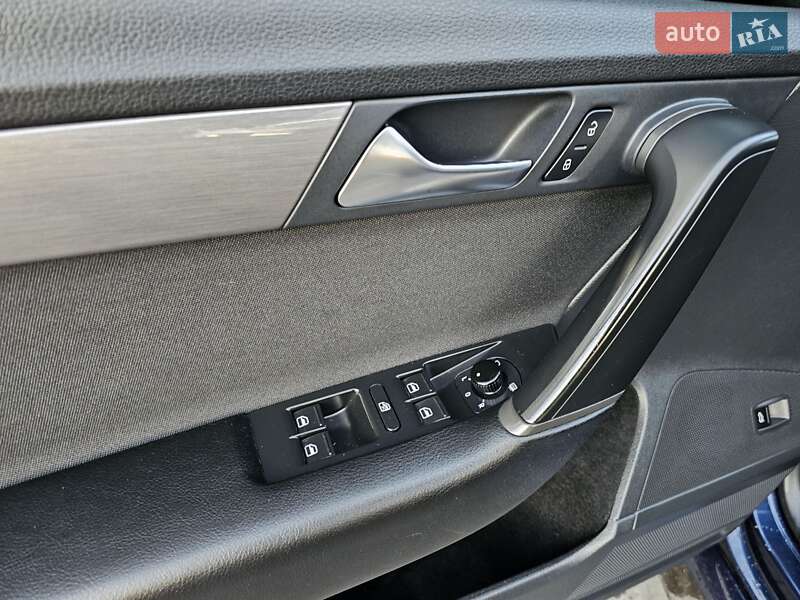 Универсал Volkswagen Passat 2012 в Стрые фото 138 Универсал Volkswagen Passat 2012 в Стрые