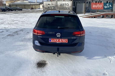 Универсал Volkswagen Passat 2015 в Нововолынске