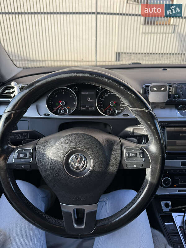 Универсал Volkswagen Passat 2010 в Львове фото 4 Универсал Volkswagen Passat 2010 в Львове