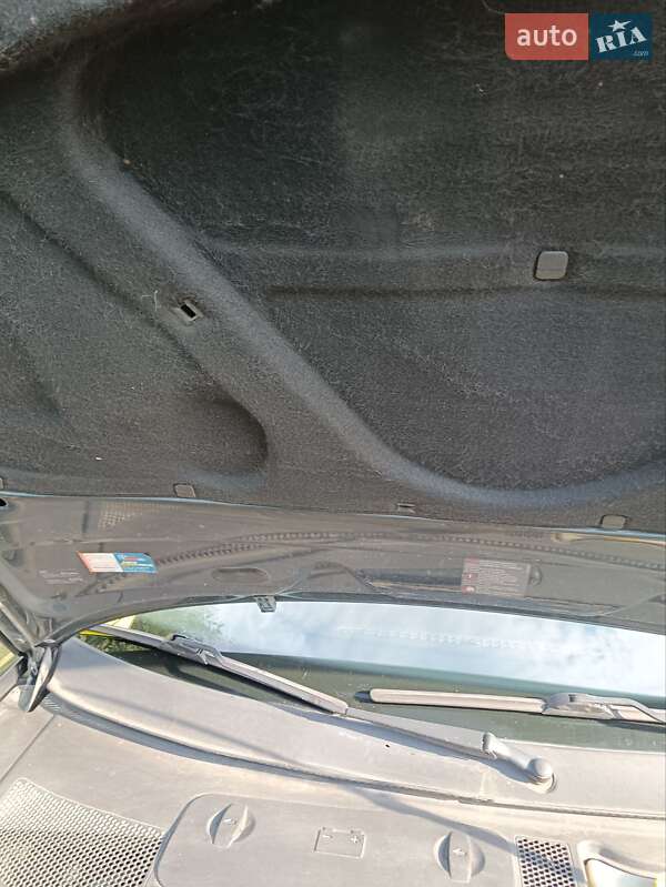 Універсал Volkswagen Passat 2001 в Путивлі