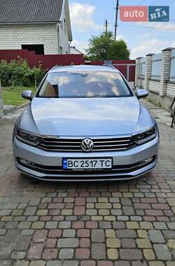 Універсал Volkswagen Passat 2019 в Львові