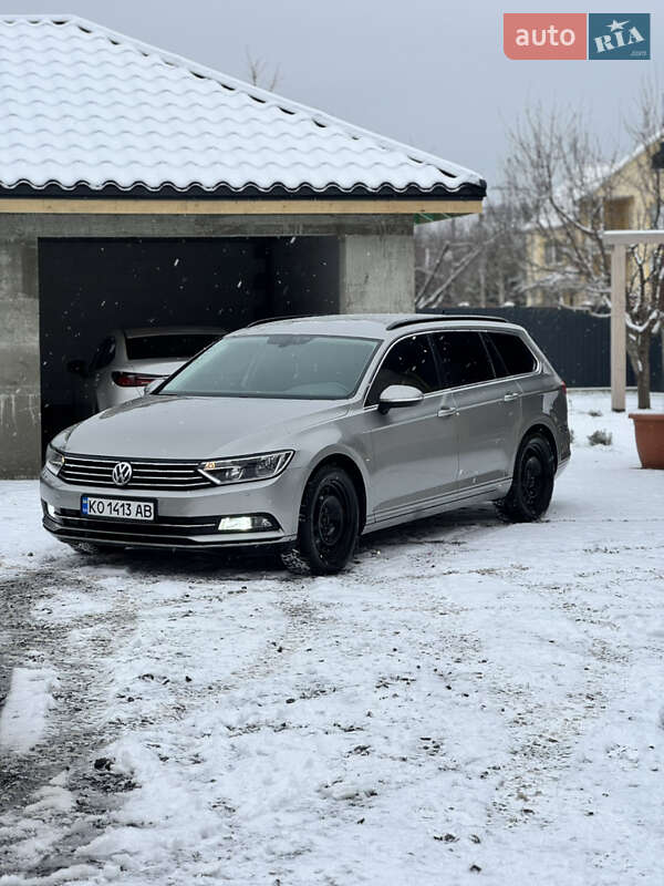 Універсал Volkswagen Passat 2016 в Мукачевому
