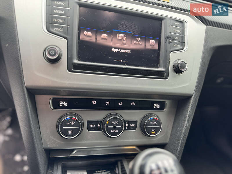 Універсал Volkswagen Passat 2016 в Мукачевому