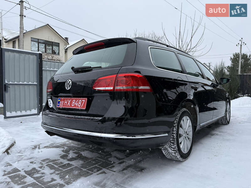 Универсал Volkswagen Passat 2012 в Киеве
