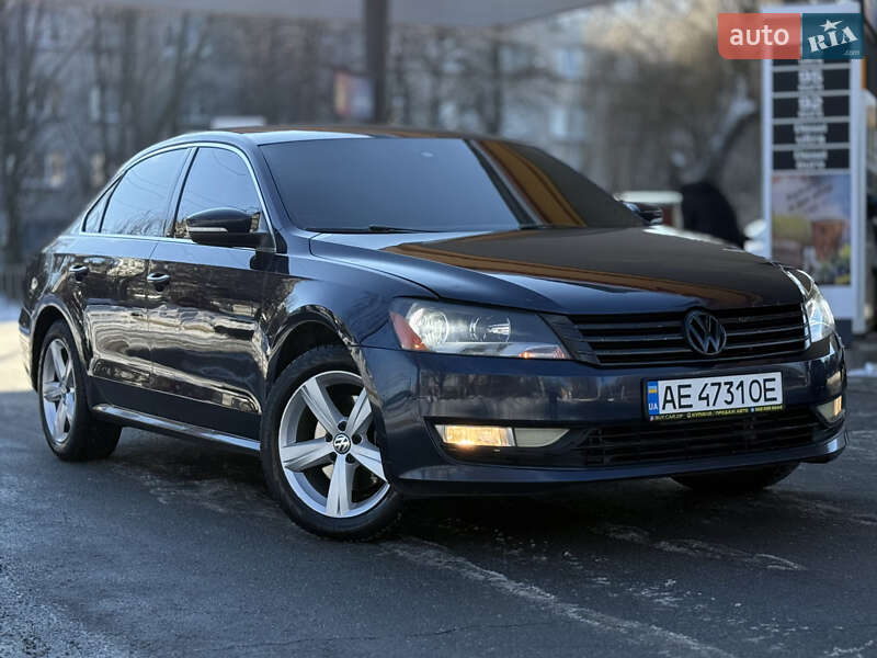 Седан Volkswagen Passat 2015 в Днепре