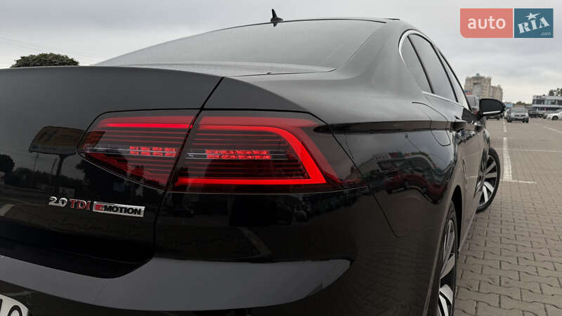 Седан Volkswagen Passat 2017 в Києві