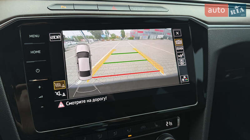 Седан Volkswagen Passat 2017 в Києві