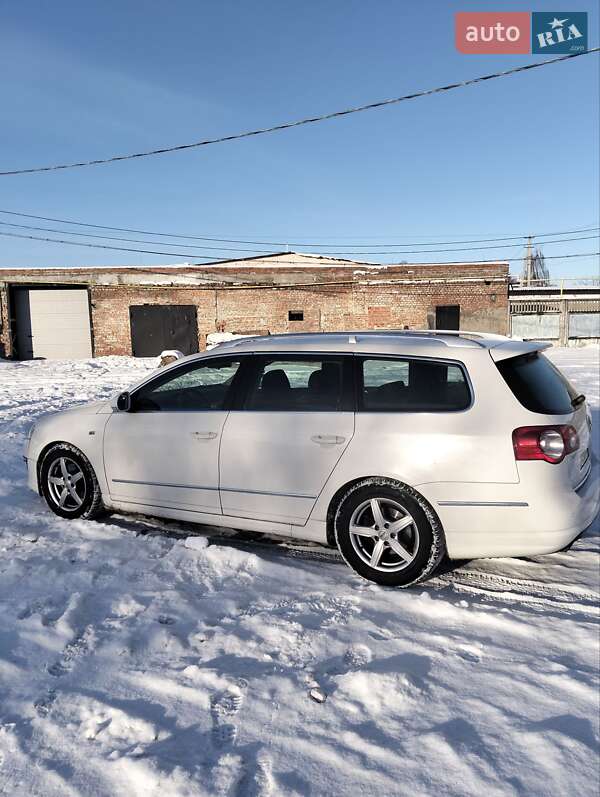 Універсал Volkswagen Passat 2010 в Чернігові