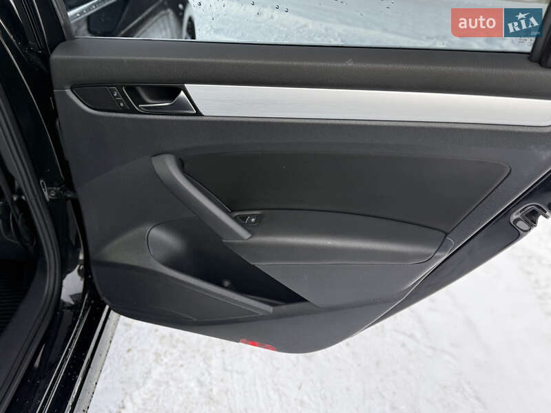 Седан Volkswagen Passat 2013 в Черкасах фото 7 Седан Volkswagen Passat 2013 в Черкасах