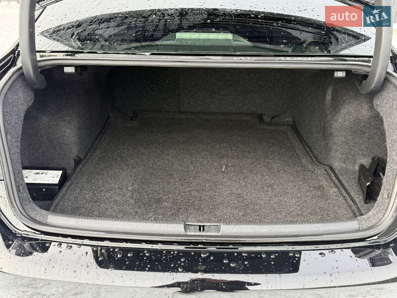 Седан Volkswagen Passat 2013 в Черкасах фото 14 Седан Volkswagen Passat 2013 в Черкасах