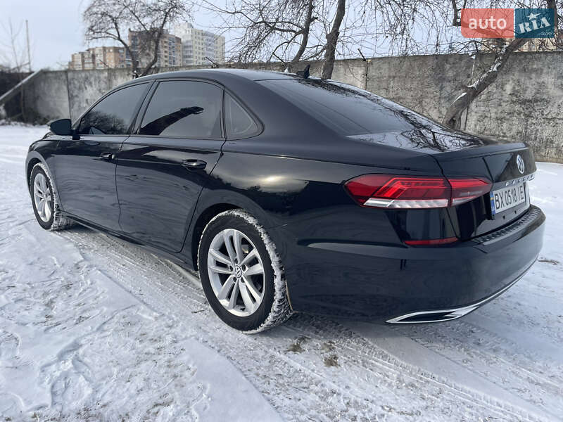 Седан Volkswagen Passat 2020 в Хмельницком