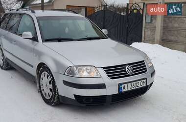 Универсал Volkswagen Passat 2002 в Малине