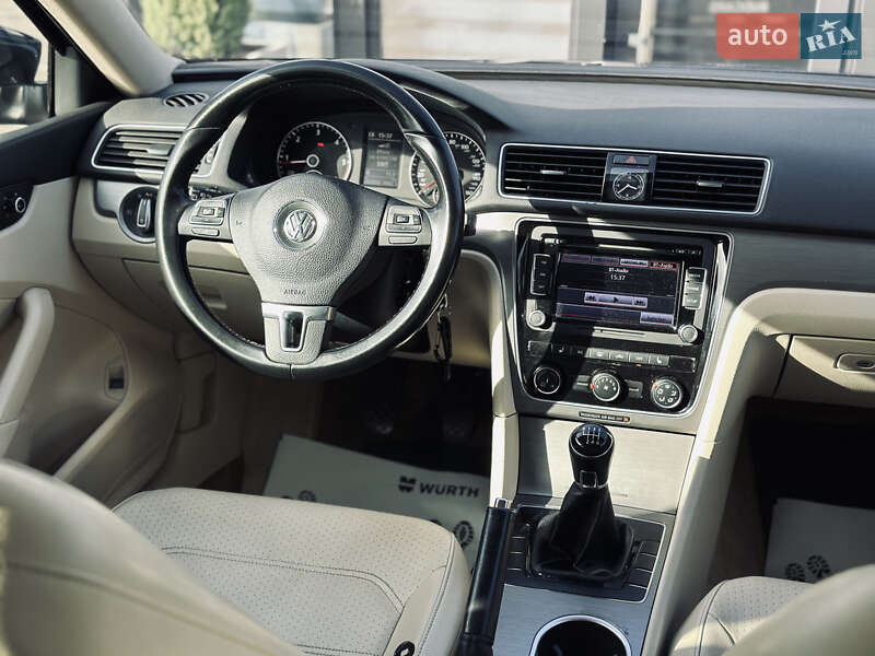 Седан Volkswagen Passat 2014 в Кременчуге