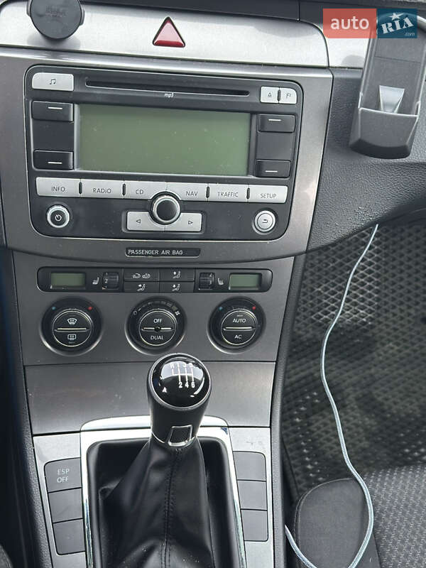 Универсал Volkswagen Passat 2009 в Днепре