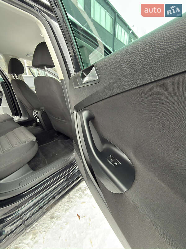 Универсал Volkswagen Passat 2010 в Белой Церкви