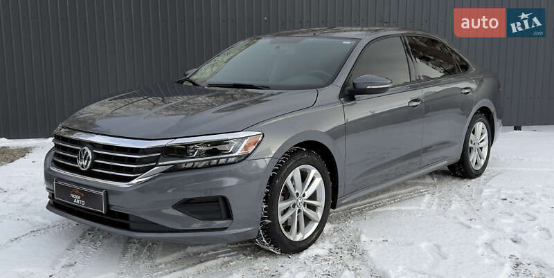 Седан Volkswagen Passat 2020 в Ивано-Франковске