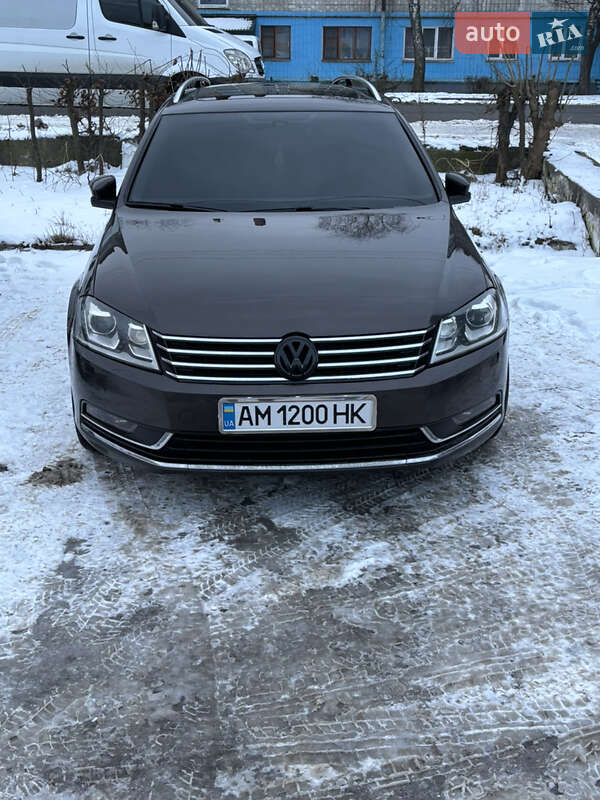 Универсал Volkswagen Passat 2011 в Житомире фото 21 Универсал Volkswagen Passat 2011 в Житомире