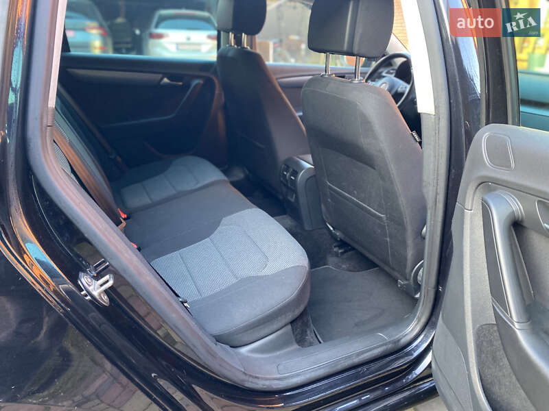 Универсал Volkswagen Passat 2014 в Луцке