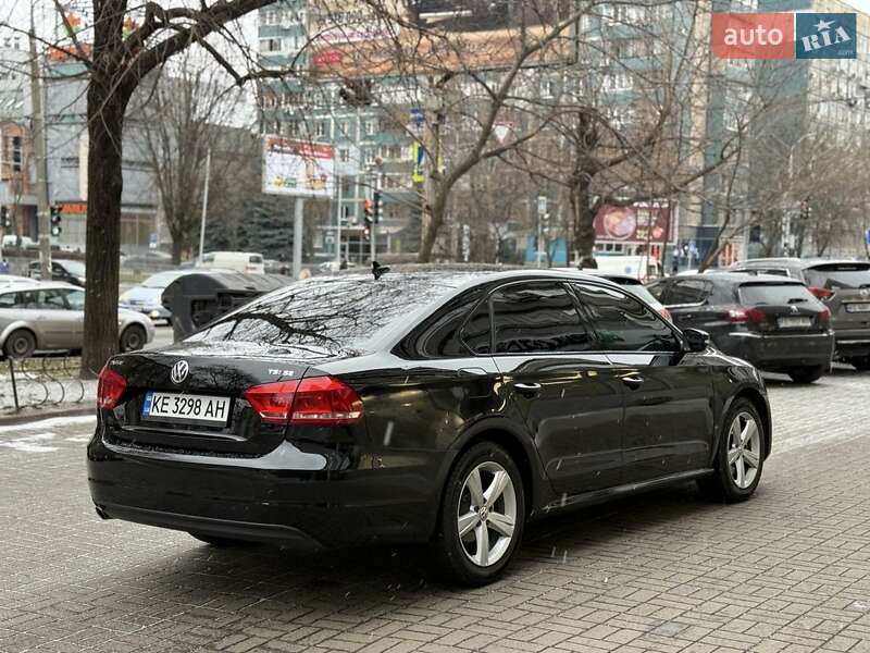 Седан Volkswagen Passat 2014 в Кривом Роге