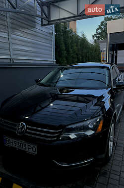 Седан Volkswagen Passat 2012 в Одессе