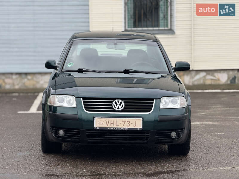 Седан Volkswagen Passat 2001 в Дубно