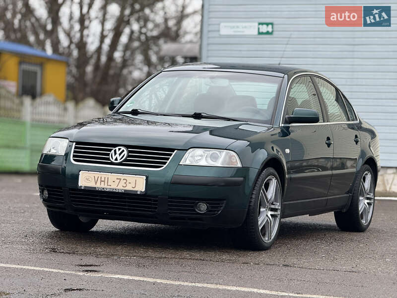 Седан Volkswagen Passat 2001 в Дубно