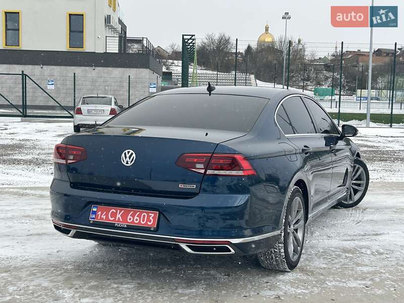 Седан Volkswagen Passat 2020 в Львові