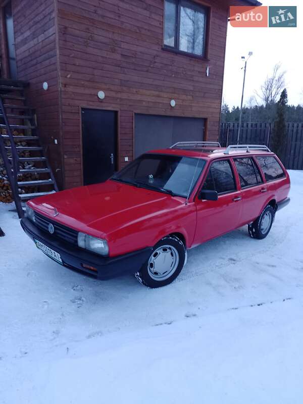 Универсал Volkswagen Passat 1987 в Житомире