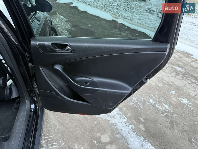 Универсал Volkswagen Passat 2008 в Вишневце