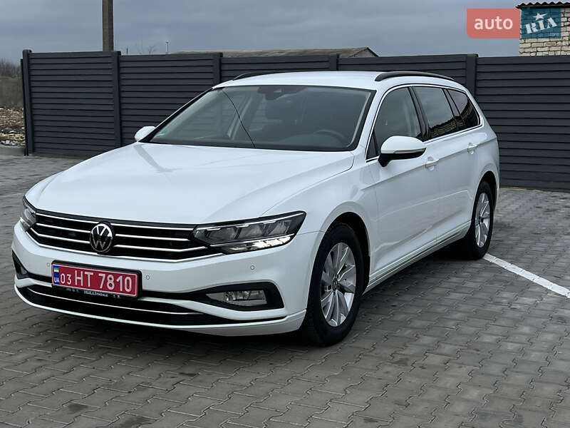Универсал Volkswagen Passat 2021 в Дубно