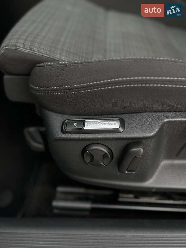 Универсал Volkswagen Passat 2021 в Дубно