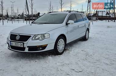 Універсал Volkswagen Passat 2010 в Києві