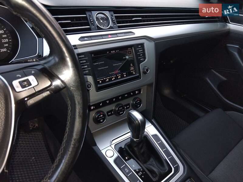 Універсал Volkswagen Passat 2016 в Дрогобичі фото 12 Універсал Volkswagen Passat 2016 в Дрогобичі