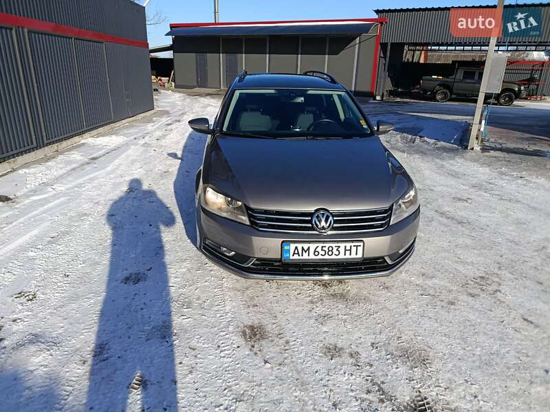 Универсал Volkswagen Passat 2012 в Полонном фото 2 Универсал Volkswagen Passat 2012 в Полонном