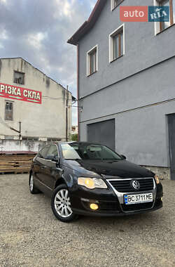 Седан Volkswagen Passat 2006 в Стрию