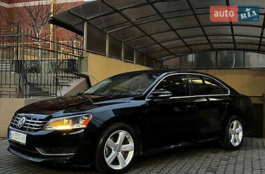 Седан Volkswagen Passat 2011 в Одессе