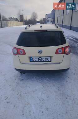 Універсал Volkswagen Passat 2010 в Львові