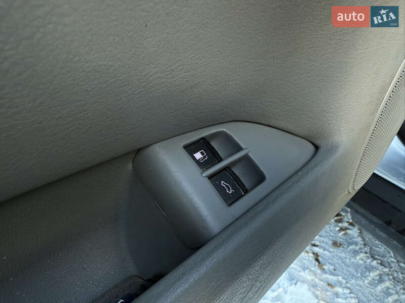 Універсал Volkswagen Passat 2003 в Тернополі