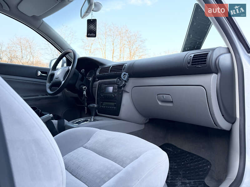 Універсал Volkswagen Passat 2003 в Тернополі