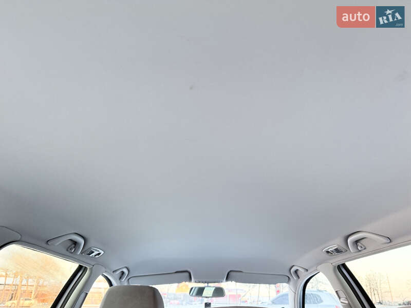 Універсал Volkswagen Passat 2003 в Тернополі