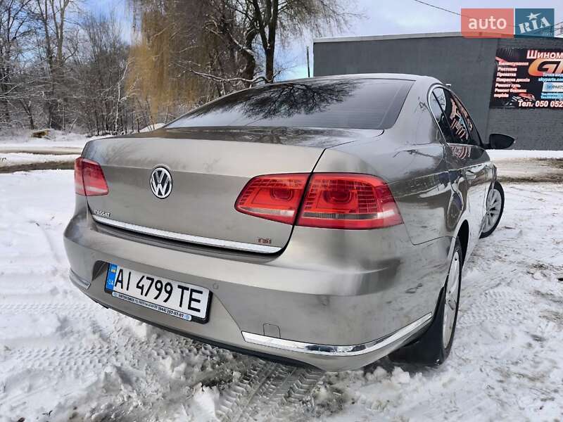 Седан Volkswagen Passat 2012 в Днепре