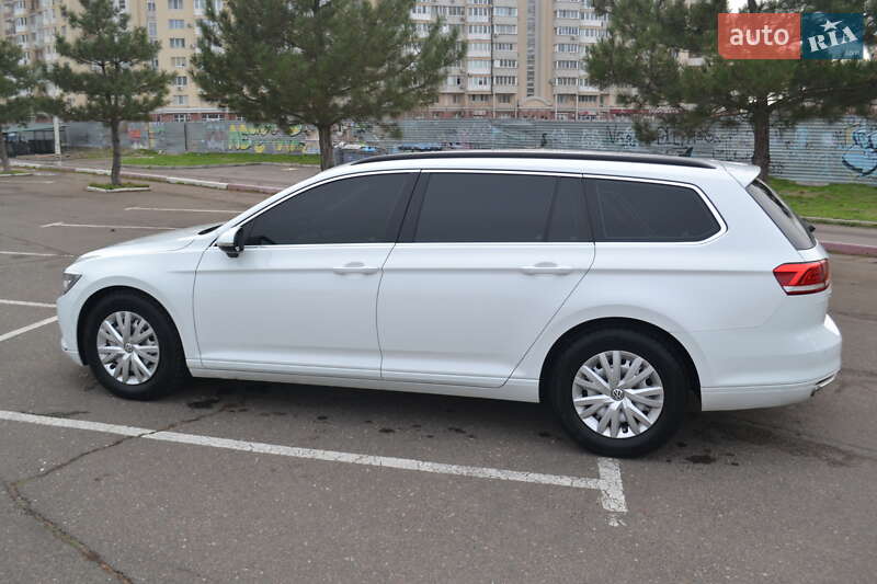 Универсал Volkswagen Passat 2016 в Николаеве