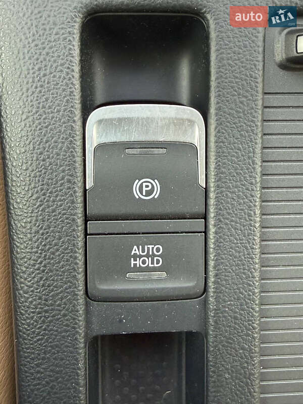 Универсал Volkswagen Passat 2015 в Стрые фото 58 Универсал Volkswagen Passat 2015 в Стрые