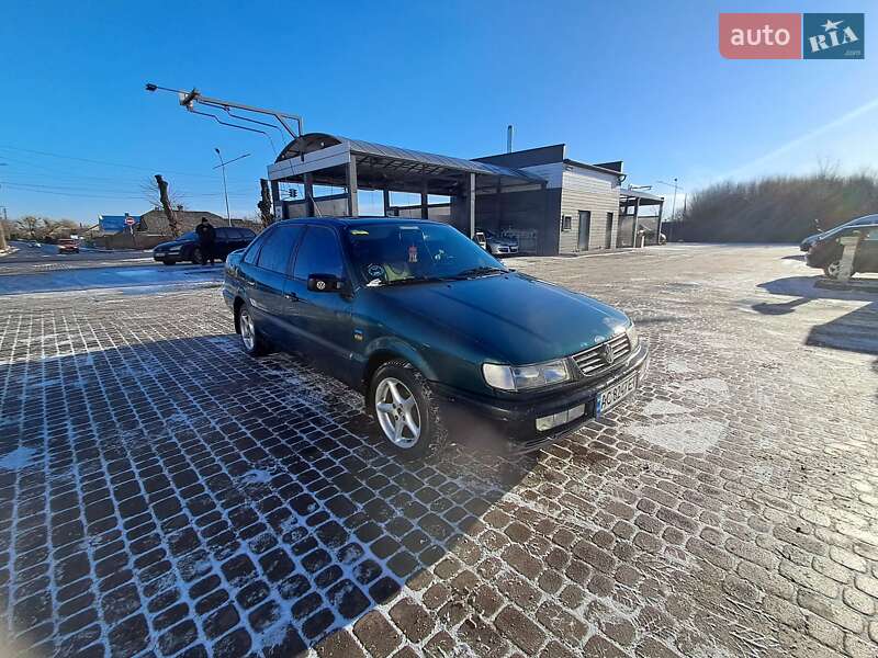 Volkswagen Passat 1996