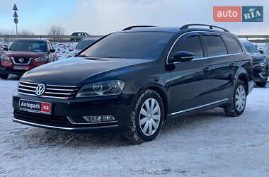 Универсал Volkswagen Passat 2011 в Львове